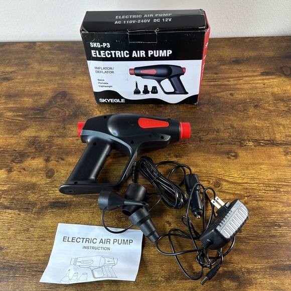 SKYEAGLE Electric Air Pump - Black and Red - Picture 2 of 5